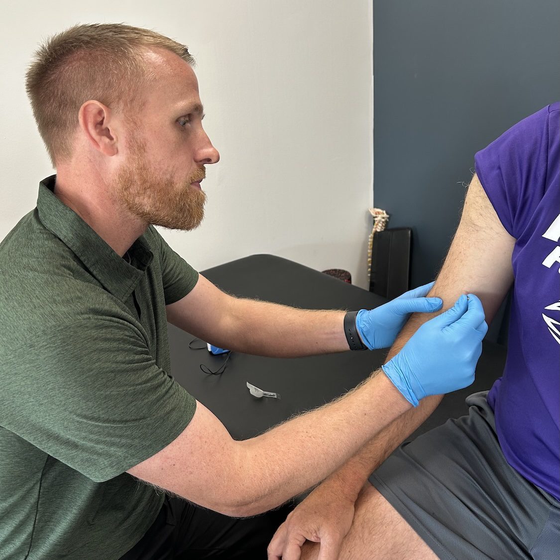 trigger-point-dry-needling-biceps-square